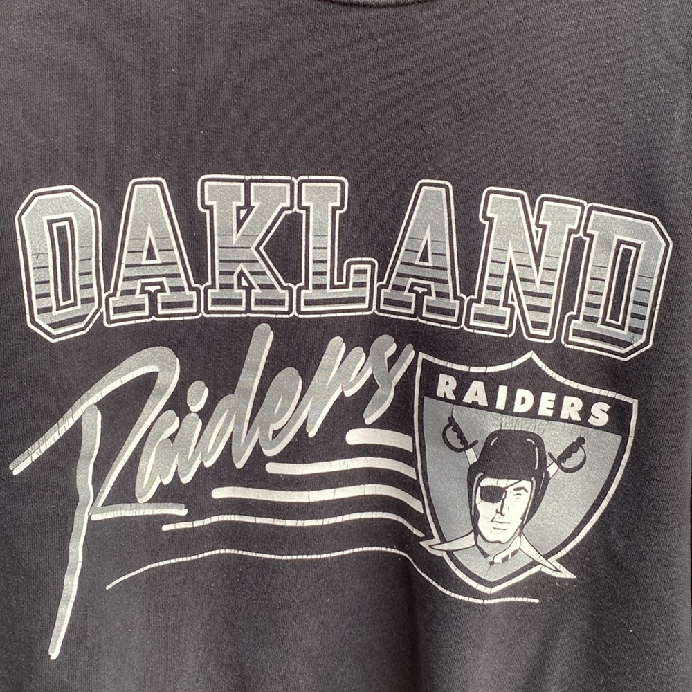 Men's Oakland Raiders Crewneck Sweatshirt Size Large Old School Mitchell & Ness - Picture 2 of 7